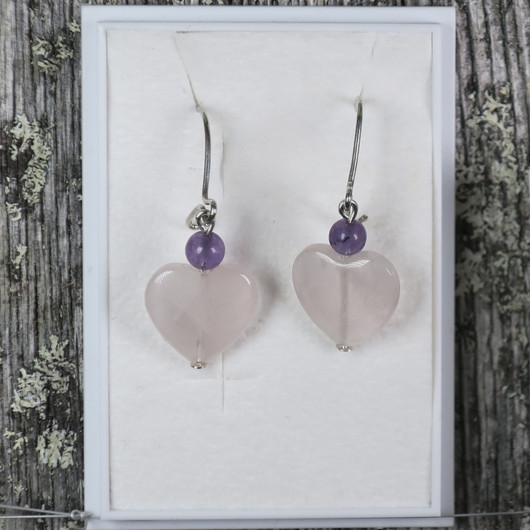 Korvakorut ruusukvartsisydän ja ametisti