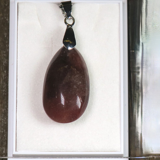 Riipus rutiilikvartsi pisara tummanpunainen s7