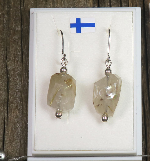 Korvakorut rutiilikvartsi, viistehiotut 28H