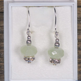 Korvakorut prehniitti siro viistehiottu zirkonikoristein 1vhz. Crista