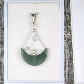 Riipus jadelaiva magnesiittipurje. JOLLA1