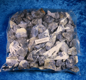 Sodaliitti raaka eri kokoisia 500g/ erä