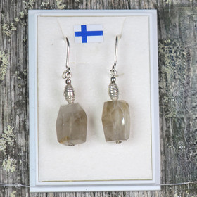 Korvakorut rutiilikvartsi, viistehiotut hopeakoristein 28b