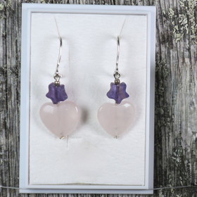 Korvakorut ruusukvartsisydän ja ametistitähti