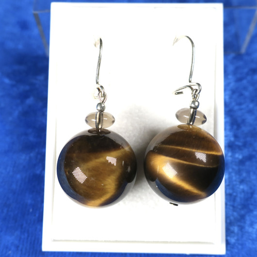 Korvakorut tiikerinsilmä 16mm ja savukvartsi