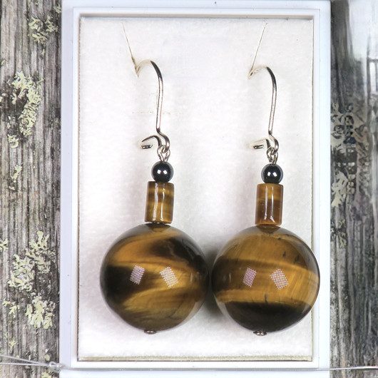 Korvakorut tiikerinsilmä 16mm ja putki, 4mm hematiitti