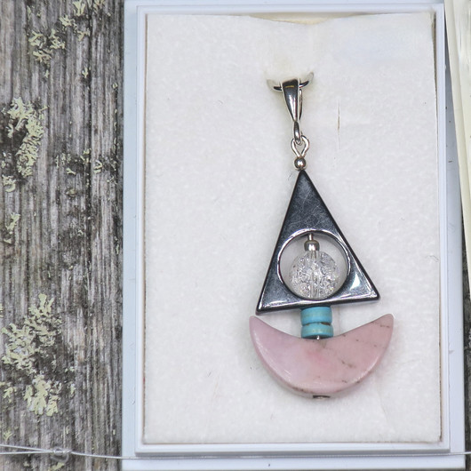 Riipus rodoniittilaiva turkoosi masto hematiittipurje RODO3