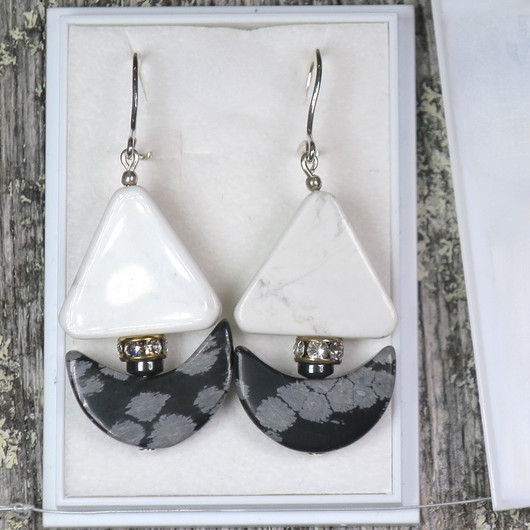 Korvakorut lumihiutaleobsidiaani purjelaiva PUOSU1