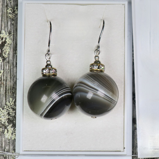 Korvakorut akaatti 16mm natural zirkonikoristein Z1