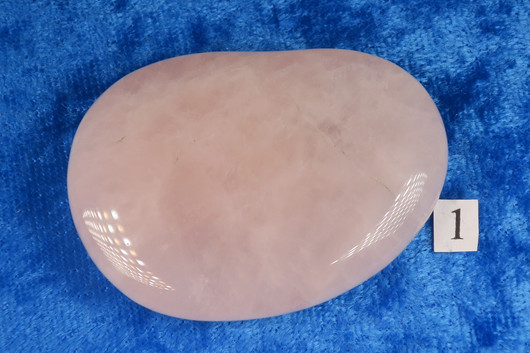 Ruusukvartsi taskukivi 