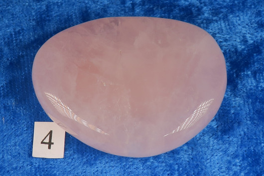 Ruusukvartsi taskukivi 