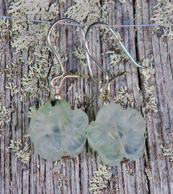 Korvakorut prehniitti kukka 1