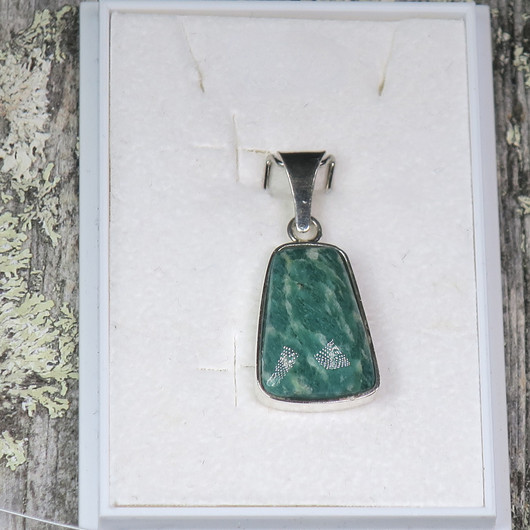 Hopeariipus amatsoniitti