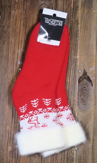 Pörrösukat Finland-teksti, porokuvio, punainen