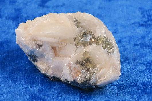 Serusiitti baryytti lyijyhohde 36g 40x27x18mm 92G