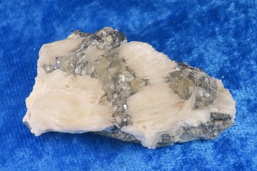 Serusiitti baryytti lyijyhohde 50g 50x27x16mm 92T