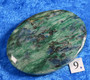 Fuksiitti, Fuchsite vihreä taskukivi 20-30g. numrot 1-10. Valitse.