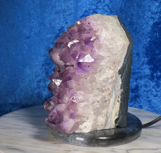 Kivilamppu ametisti kidesykerö