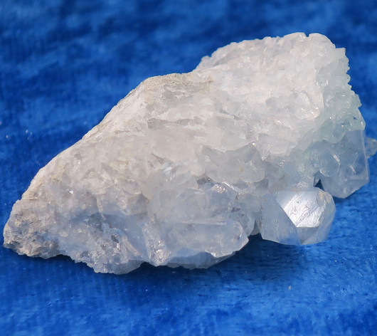 Selestiitti enkelikivi selestiini kidesykerö 50g Madagaskar ce9