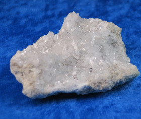 Selestiitti enkelikivi selestiini kidesykerö 45g ce8