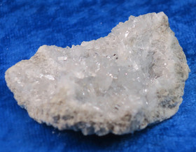 Selestiitti enkelikivi selestiini kidesykerö 45g ce8