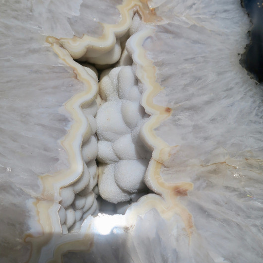 Akaattigeodin iso siivu 7,9kg Brasilia 61R