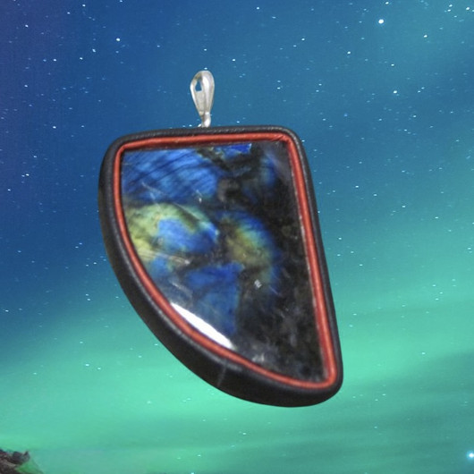 Riipus spektroliittiriipus 40x28  RSP7