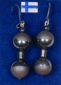 Korvakorut hematiitti puoliksi kiillotettu 10mm nro2