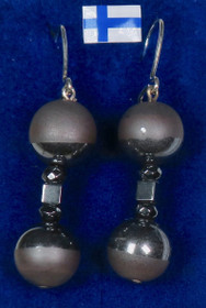 Korvakorut hematiitti puoliksi kiillotettu 10mm nro3