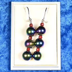 Korvakorut 3 metallihohtoista magneettia ja karneolia