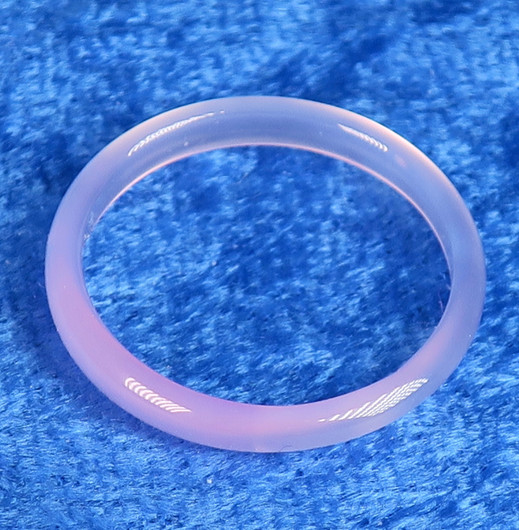 Akaattisormus vaaleanpunainen kivisormus leveys 3mm valitse koko