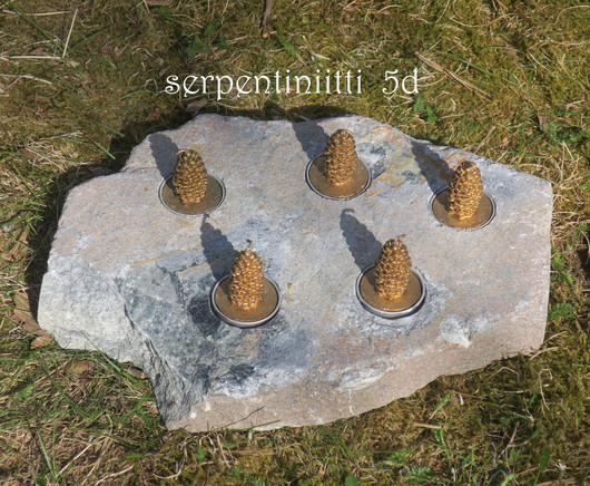 Tuikkualusta 5 tuikulle Serpentiniitti valitse nro A-H