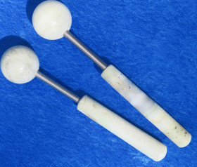 Hierontapallot 2 kpl-setti jadepallo vahvan vieterin päässä