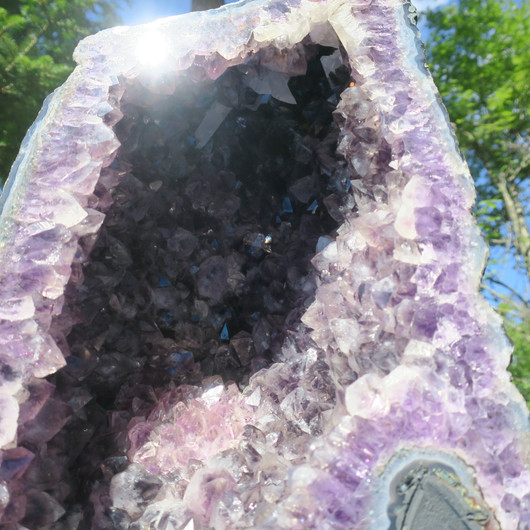 Ametistigeodi iso 21,9kg tumma violetti kideonkalo