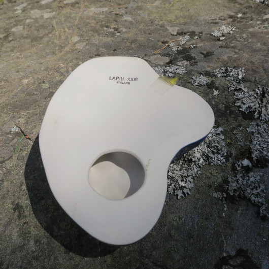 Tuikkualusta lumiset vuoret, keramiikkaa