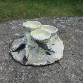 Tuikkualusta vuori 3 tuikulle keramiikkaa