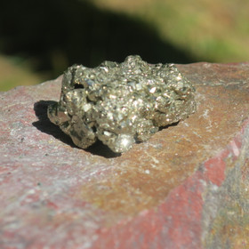 Pyriitti kidesykerö 94g 45x42x27mm 49s8