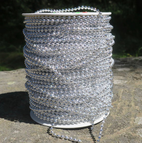Askartelutarvike palloketju 2-3mm hopeanvärinen, muovia, metrihinta