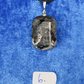 Riipus larvikiitti litteä 25x18x9mm. Valitse valikosta