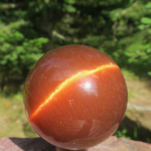 Uleksiitti iso pallo 1,4kg 9cm ruskea synteettinen