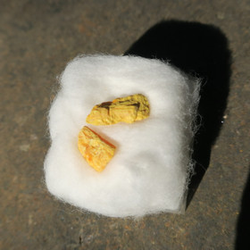 Orpimentti 2 kpl raaka S-koko, keskim alle 10mm auripigment nro 37s8
