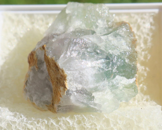 Fluoriitti raaka vihreä 25mm nro 8R17