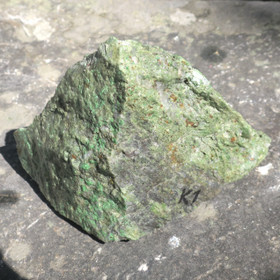 Kromidiopsidi 2120g raaka Outokumpu Suomi Hi52u