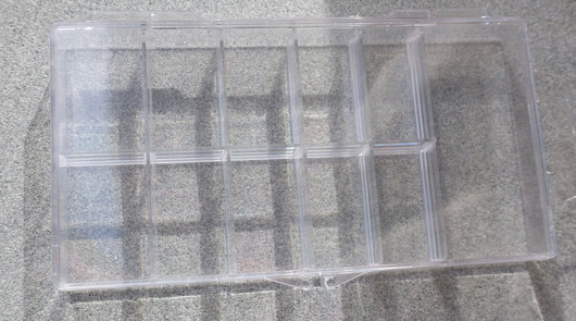 Pleksilokerikko 148x78x18mm, kansi saranalla