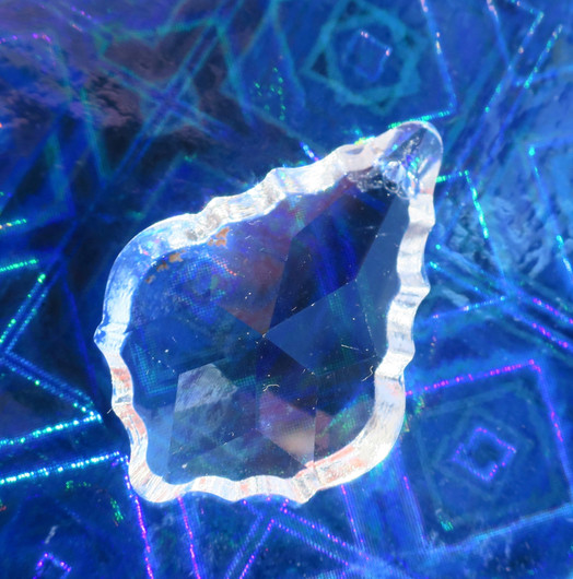 Kristallilasi koristeeellinen pisara 4cm, reikä siimalle