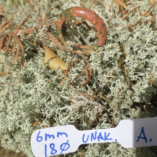 Kivisormus unakiitti 18mm leveys 6mm