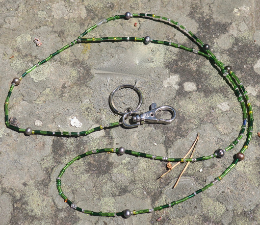 Avainnauha kaulaan vihreä 70cm+20cm, avainrengas ja karbiinihaka
