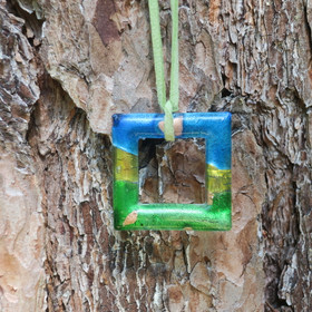 Riipus lasineliö sininen vihreä kullanvärinen 4x4cm