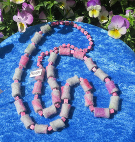 Helmet huopa pinkki, harmaa ja synteettinen vaaleanpunainen kivi 70cm