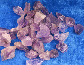 Ametisti 1-5g raakakiteitä 500g Brasilia 